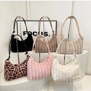 Winter Leopard Print Fashion Shoulder Plush